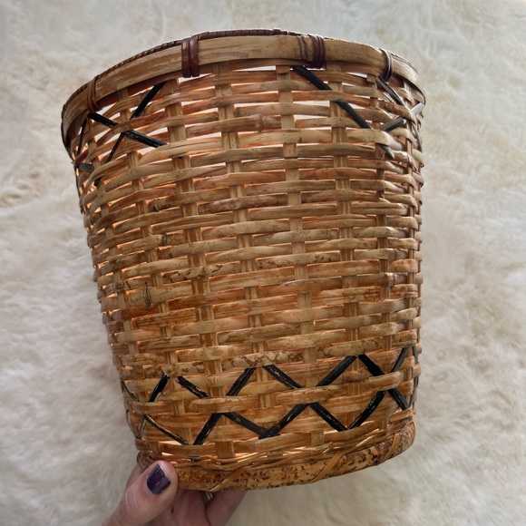 Boho Vintage Rattan Wicker Plant Basket - Picture 5 of 6